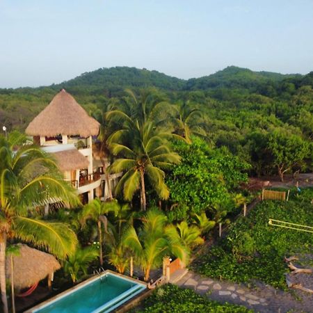 Alive Beach House Transito Екстериор снимка