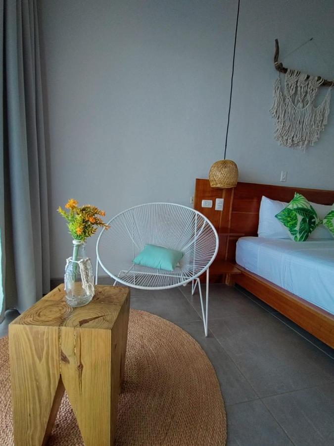 Alive Beach House Transito Екстериор снимка