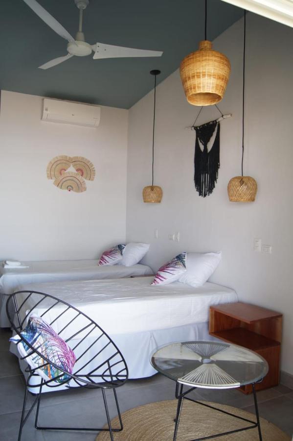 Alive Beach House Transito Екстериор снимка
