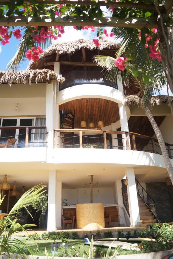 Alive Beach House Transito Екстериор снимка