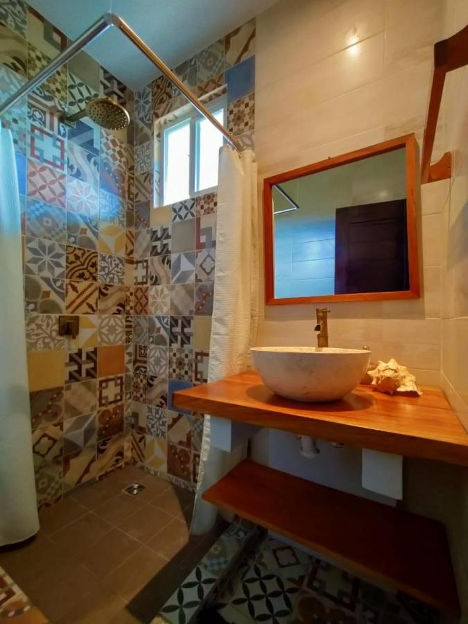 Alive Beach House Transito Екстериор снимка