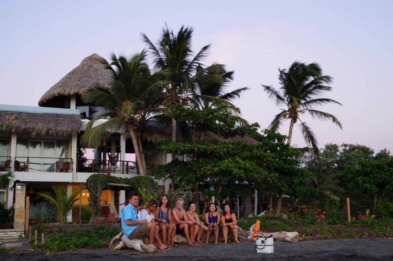 Alive Beach House Transito Екстериор снимка