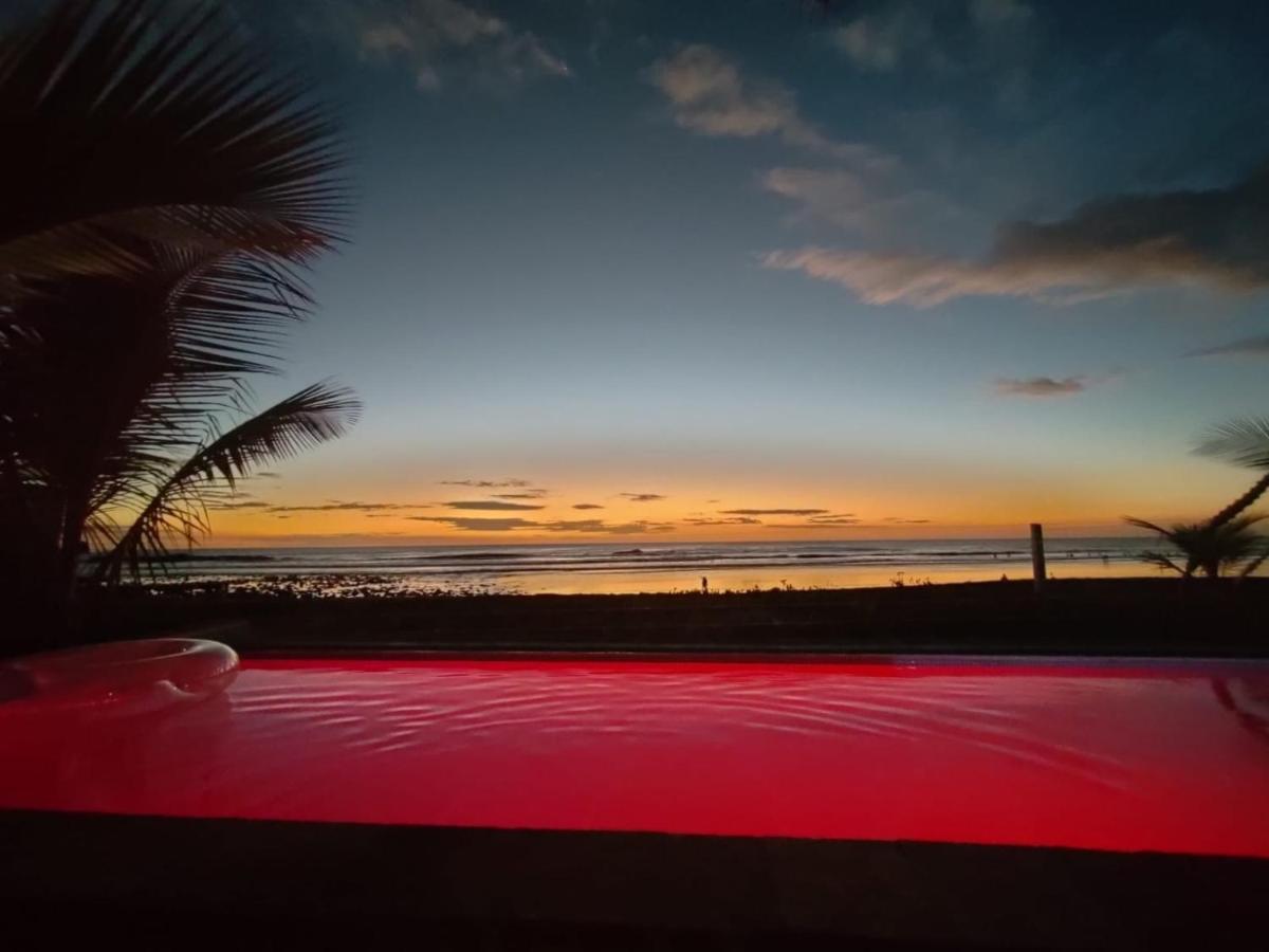 Alive Beach House Transito Екстериор снимка