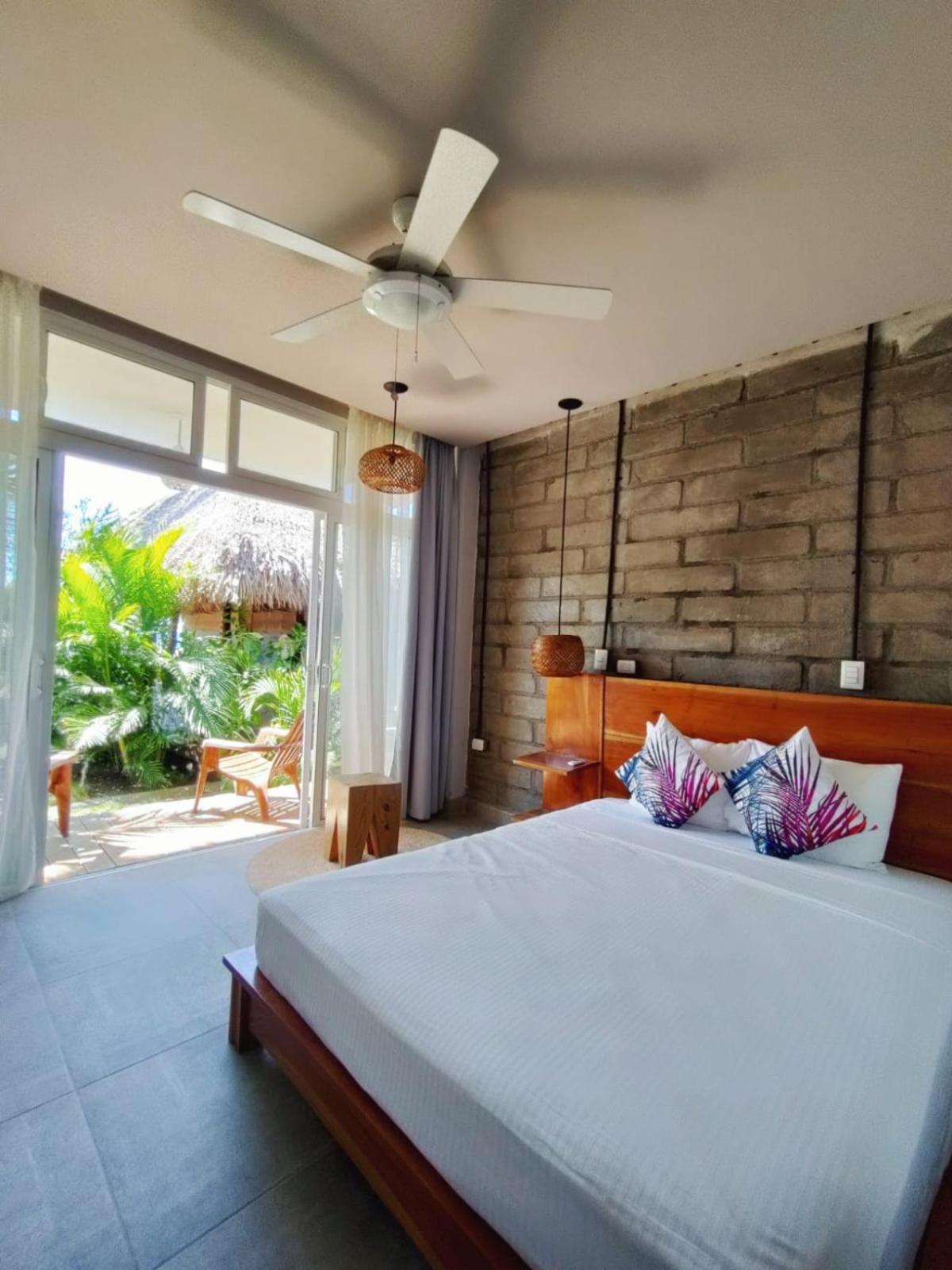 Alive Beach House Transito Екстериор снимка